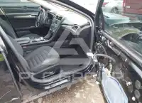 2017 Ford FUSION фото