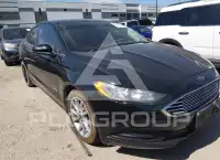 2017 Ford FUSION фото