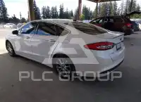 2017 Ford FUSION фото
