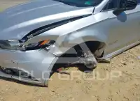 2017 Ford FUSION photo