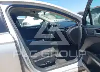 2017 Ford FUSION photo