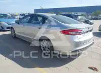 2017 Ford FUSION фото