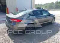 2017 Ford FUSION photo