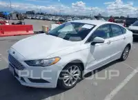 2017 Ford FUSION фото