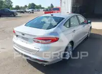 2017 Ford FUSION фото