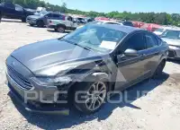 2017 Ford FUSION photo