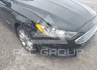 2017 Ford FUSION photo