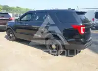 2017 Ford POLICE photo