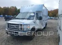 2017 Ford E-350 фото