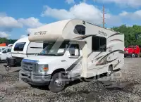 2017 Ford E-350 фото
