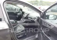 2017 Ford EDGE photo