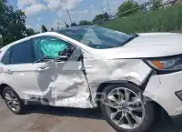 2017 Ford EDGE photo