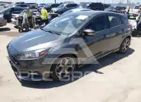 2017 Ford FOCUS фото