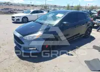 2017 Ford FOCUS фото