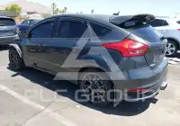 2017 Ford FOCUS photo
