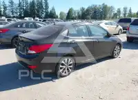 2017 Hyundai Accent photo