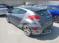 2017 Hyundai Veloster photo