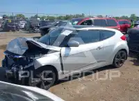 2017 Hyundai Veloster фото