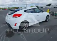 2017 Hyundai Veloster photo
