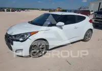 2017 Hyundai Veloster photo