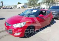 2017 Hyundai Veloster photo