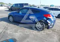 2017 Hyundai Veloster photo