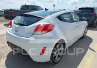 2017 Hyundai Veloster photo