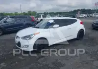 2017 Hyundai Veloster photo