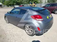 2017 Hyundai Veloster photo