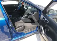2017 Hyundai Veloster photo