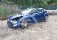 2017 Hyundai Veloster фото