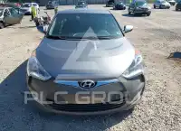 2017 Hyundai Veloster photo