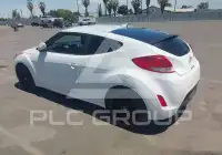 2017 Hyundai Veloster photo