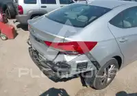 2017 Hyundai Elantra photo