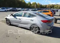 2017 Hyundai Elantra photo