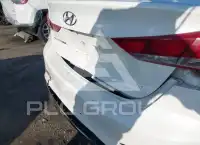 2017 Hyundai Elantra photo