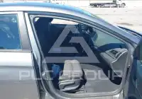 2017 Hyundai Elantra photo