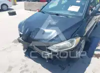 2017 Hyundai Elantra photo