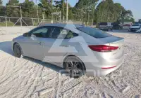 2017 Hyundai Elantra photo