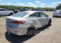 2017 Hyundai Elantra фото