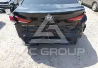 2017 Hyundai Elantra фото