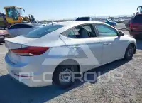 2017 Hyundai Elantra фото