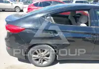 2017 Hyundai Elantra photo
