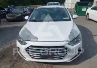 2017 Hyundai Elantra photo