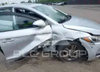 2017 Hyundai Elantra фото