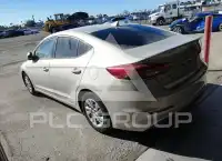 2017 Hyundai Elantra photo