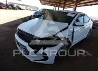 2017 Hyundai Elantra photo