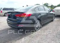 2017 Hyundai Elantra фото