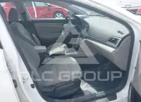 2017 Hyundai Elantra фото