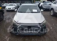 2017 Hyundai Elantra фото